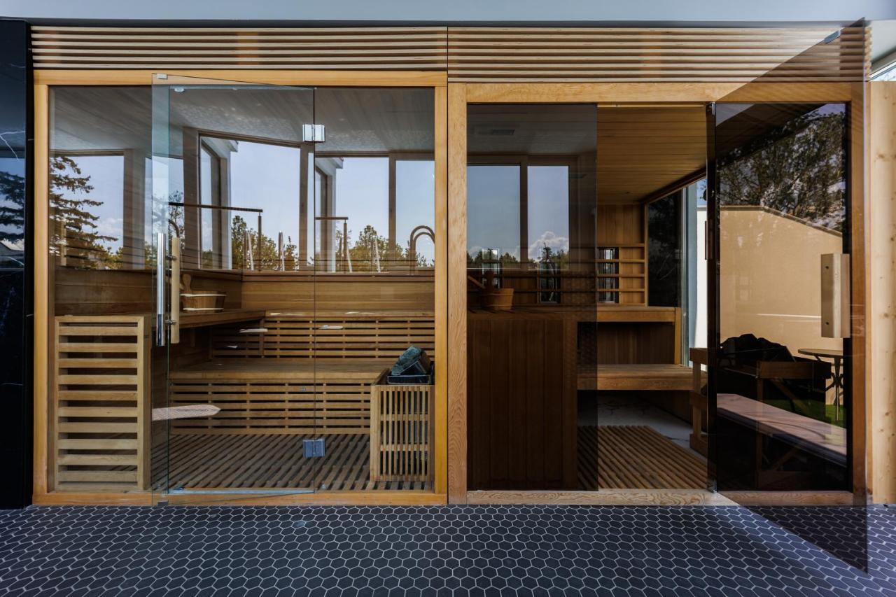 Villa Bauhaus Wellness Apartman 102 Шіофок Екстер'єр фото
